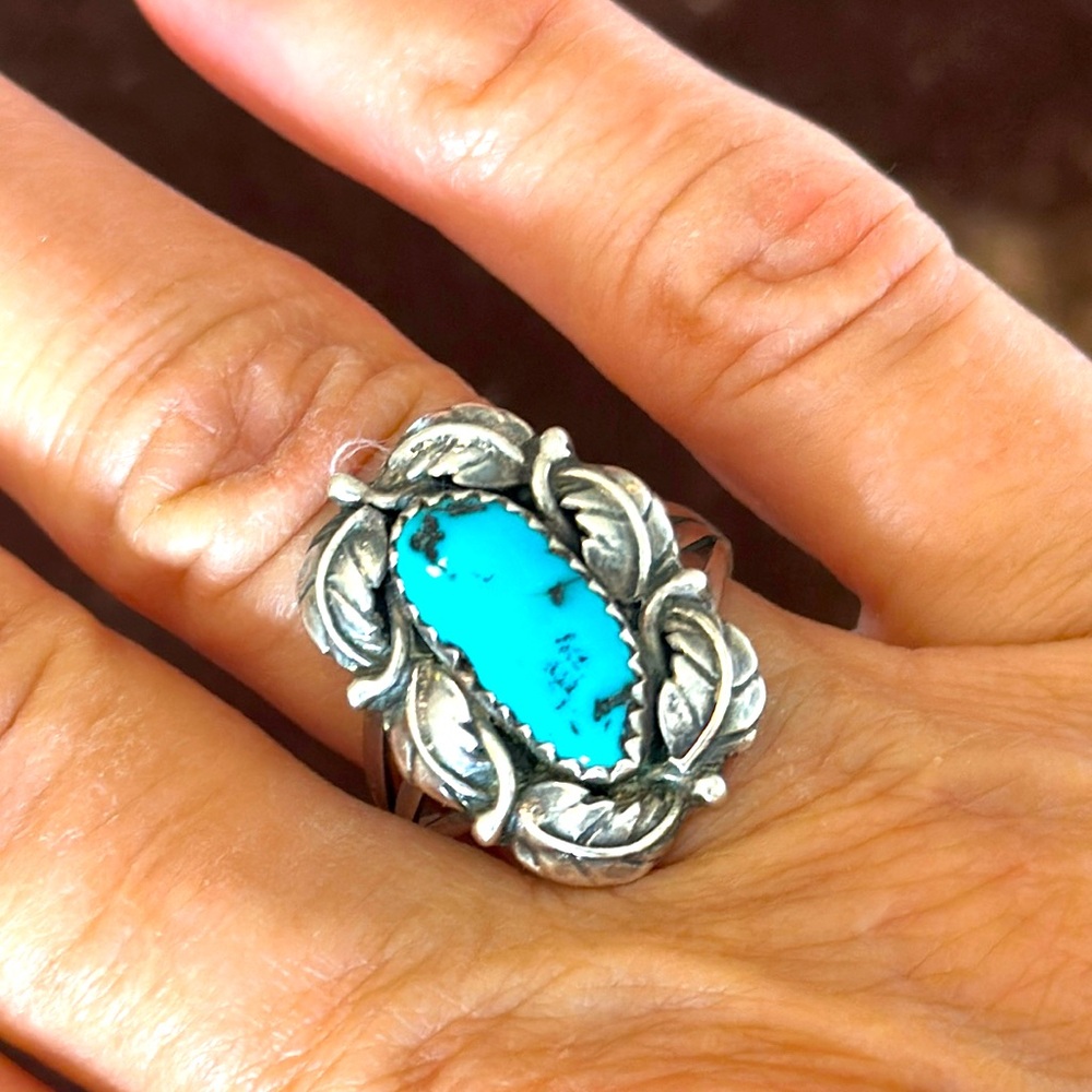 Vintage Turquoise Sterling Scrolled Leaves Ring🔥🔥🤩 size 8 1/2”